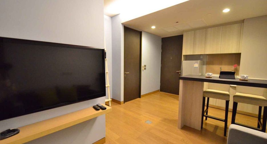 For rent and for sale 1 bed condo in Khlong Toei, Bangkok