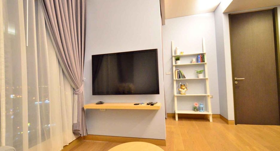 For rent and for sale 1 bed condo in Khlong Toei, Bangkok
