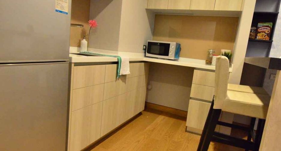 For rent and for sale 1 bed condo in Khlong Toei, Bangkok