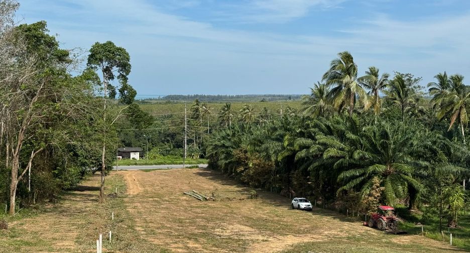 For sale 3 Beds villa in Takua Pa, Phang Nga