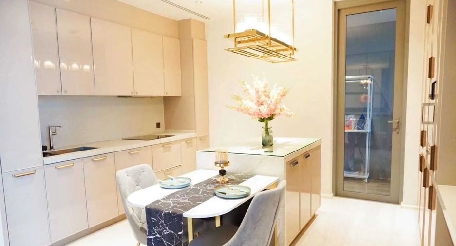 Condo en alquiler de 2 habitaciones en Khlong Toei, Bangkok