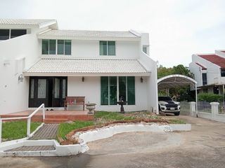 For sale 4 bed house in Lam Luk Ka, Pathum Thani