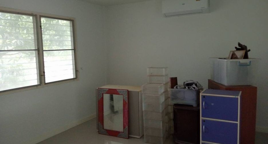 For sale 4 bed house in Lam Luk Ka, Pathum Thani