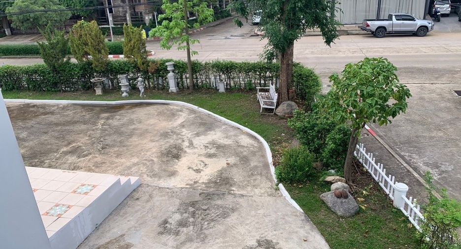 For sale 4 bed house in Lam Luk Ka, Pathum Thani