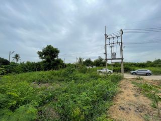 For sale land in Sam Phran, Nakhon Pathom