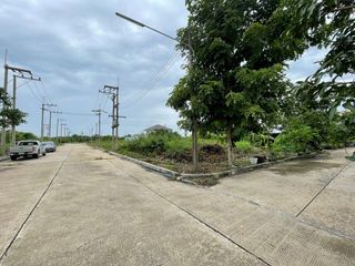 For sale land in Sam Phran, Nakhon Pathom