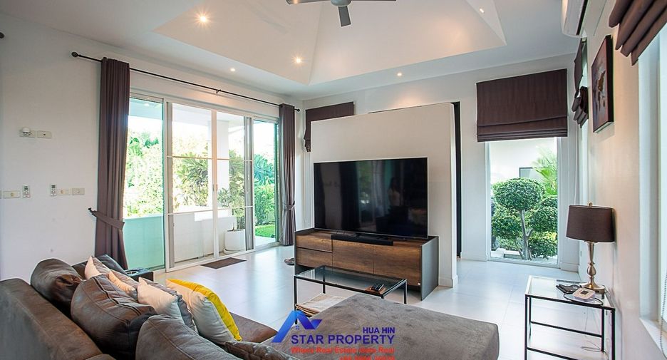 For sale 3 ベッドルーム villa in Hua Hin, Prachuap Khiri Khan