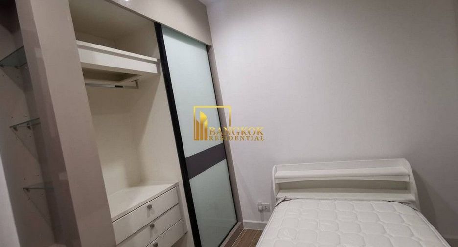 Condo en alquiler de 2 habitaciones en Huai Khwang, Bangkok