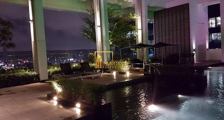 Condo en alquiler de 2 habitaciones en Huai Khwang, Bangkok