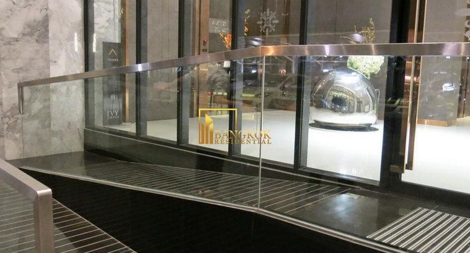 Condo en alquiler de 2 habitaciones en Huai Khwang, Bangkok