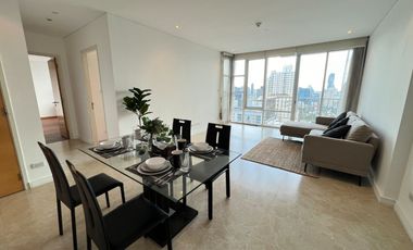 Condo en alquiler y en venta de 2 habitaciones en Khlong Toei, Bangkok