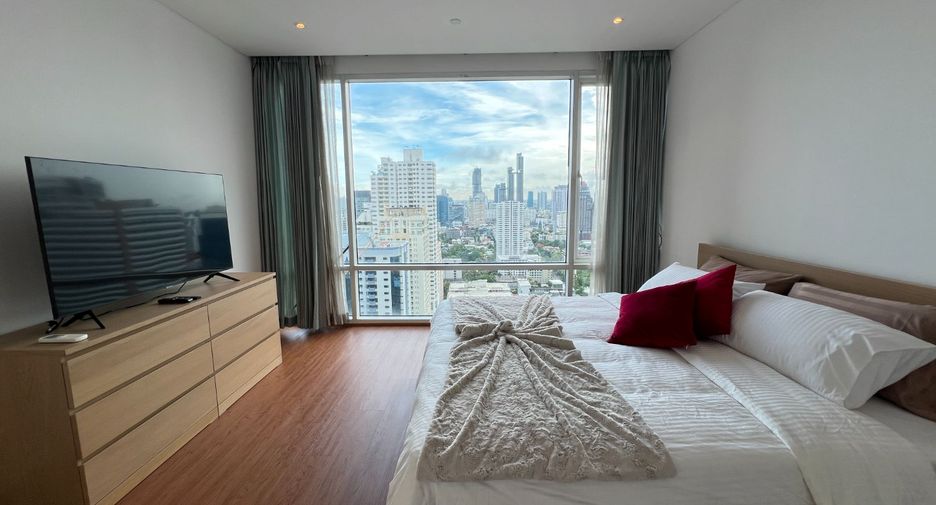 For rent and for sale 2 bedrooms condo in Khlong Toei, Bangkok