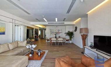 For rent そして for sale 3 Beds condo in Khlong Toei, Bangkok