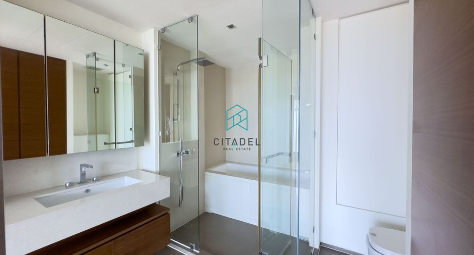 À vendre 1 chambre condo à Sathon, Bangkok