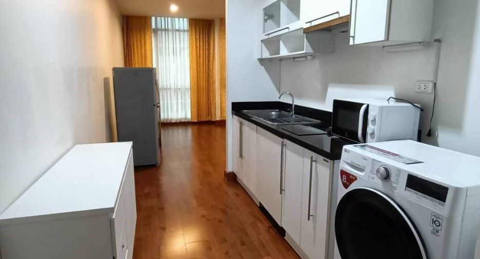 For rent 1 bed condo in Watthana, Bangkok
