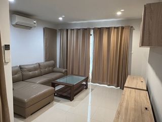 Casa en alquiler de 3 habitaciones en Si Racha, Chonburi