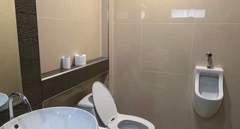 Casa en alquiler de 3 habitaciones en Si Racha, Chonburi