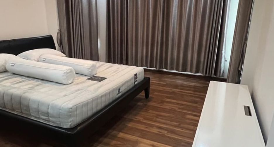 Casa en alquiler de 3 habitaciones en Si Racha, Chonburi