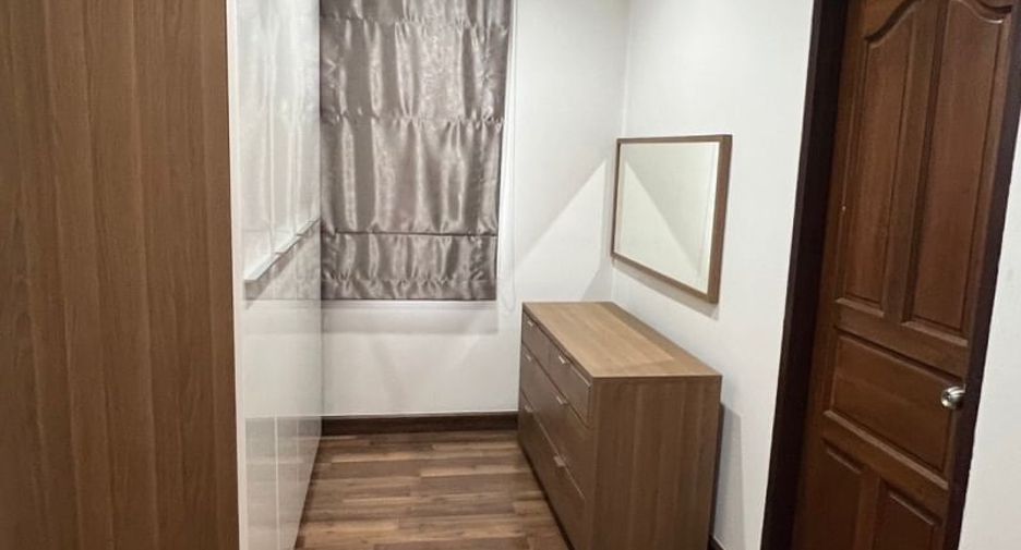 Casa en alquiler de 3 habitaciones en Si Racha, Chonburi