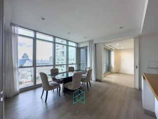 Аренда и продажа 3 спальни кондо в Сатхон, Бангкок