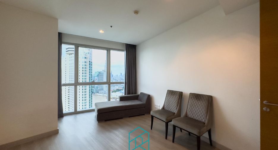 Condo en alquiler y en venta de 3 habitaciones en Sathon, Bangkok