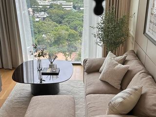 For rent 2 bed condo in Pathum Wan, Bangkok