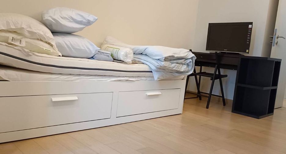 For sale 2 bedrooms condo in Watthana, Bangkok