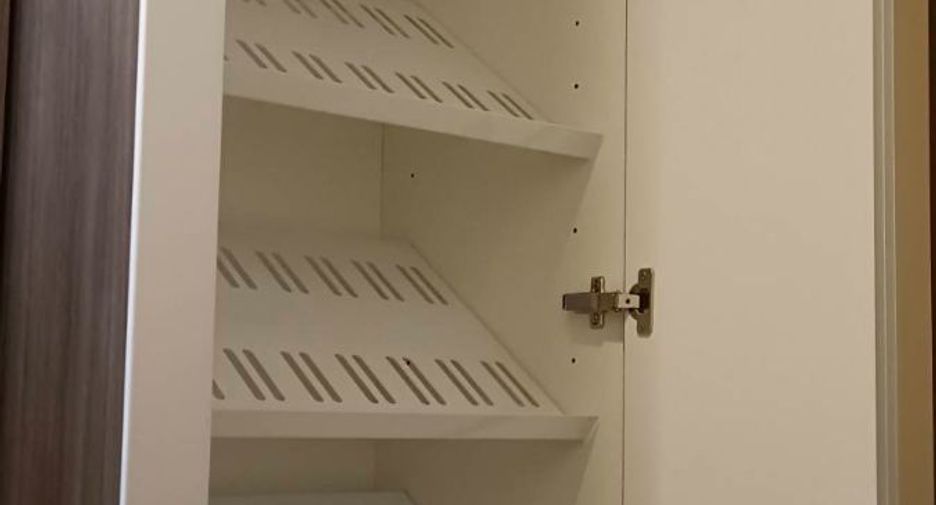 For sale 2 bedrooms condo in Watthana, Bangkok