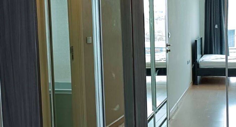 For sale 2 bedrooms condo in Watthana, Bangkok