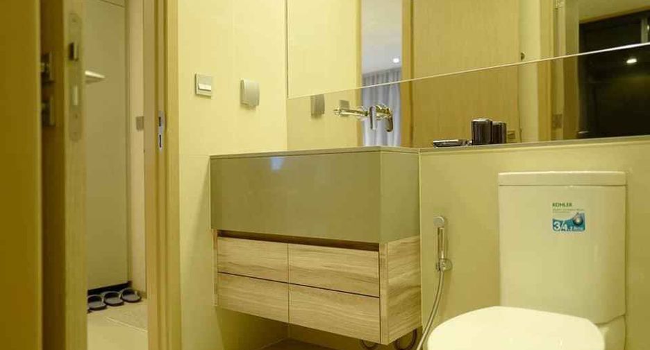 For rent and for sale 1 bed condo in Watthana, Bangkok