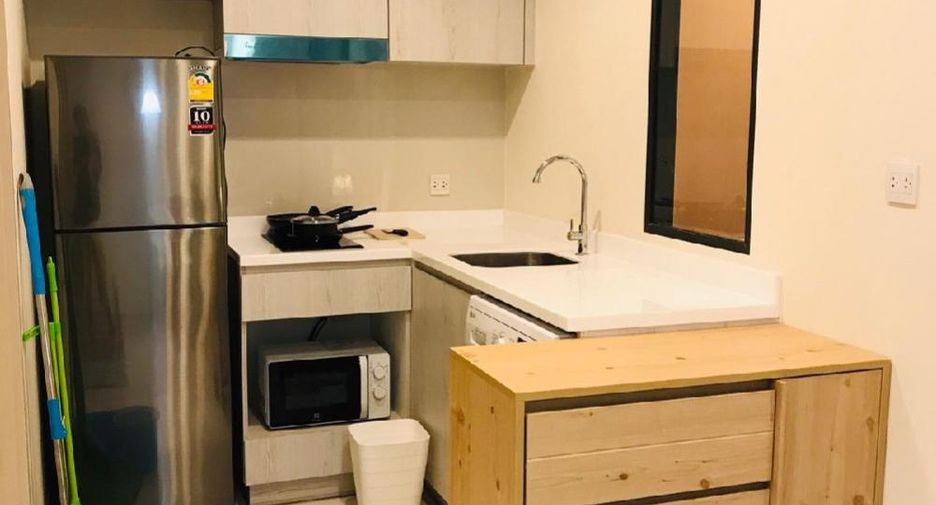 For sale 1 bed condo in Pathum Wan, Bangkok