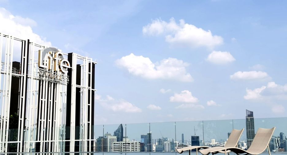 For sale 1 bed condo in Pathum Wan, Bangkok