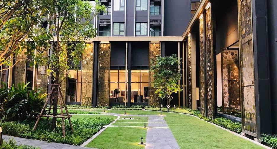 For sale 1 bed condo in Pathum Wan, Bangkok