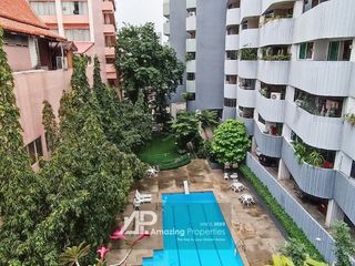 For sale 4 bed condo in Khlong Toei, Bangkok