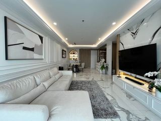 For rent 2 bedrooms condo in Yan Nawa, Bangkok