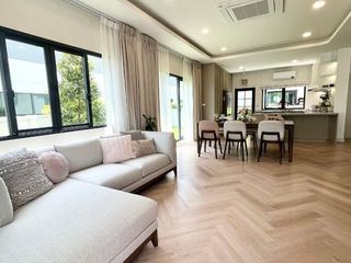 For rent 4 bedrooms house in Bang Phli, Samut Prakan