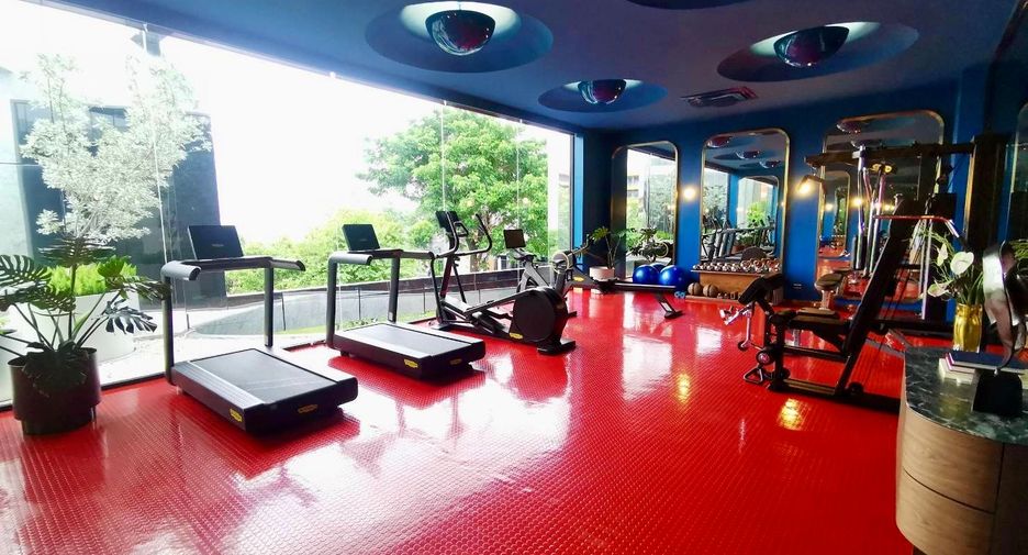 For sale 3 bedrooms house in Bang Kapi, Bangkok