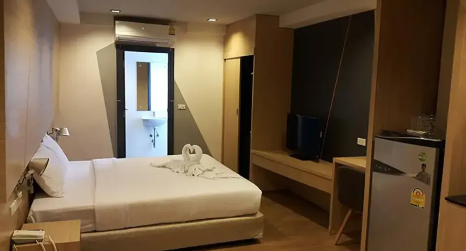 For sale 60 bedrooms hotel in Sathon, Bangkok