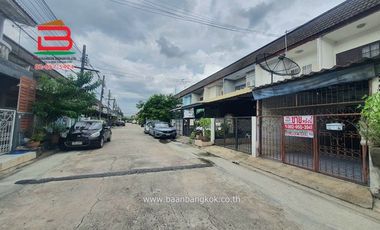 For sale 2 bedrooms townhouse in Sai Mai, Bangkok