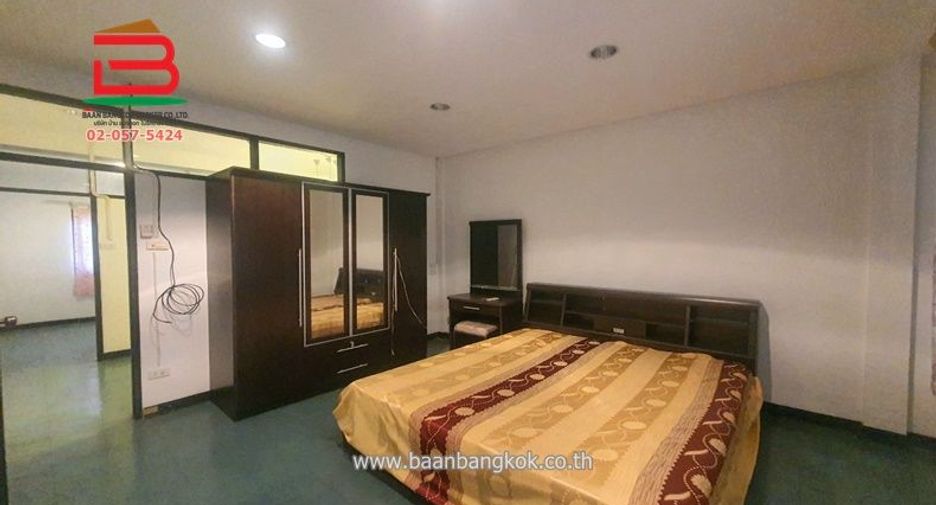 For sale 2 ベッドルーム townhouse in Sai Mai, Bangkok