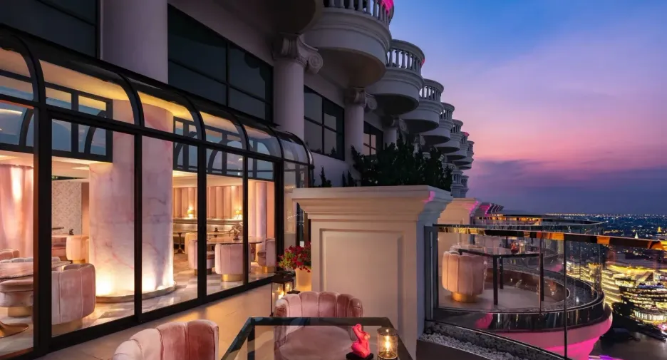 For sale 3 bedrooms condo in Bang Rak, Bangkok