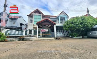 Casa en venta de 3 habitaciones en Pak Kret, Nonthaburi