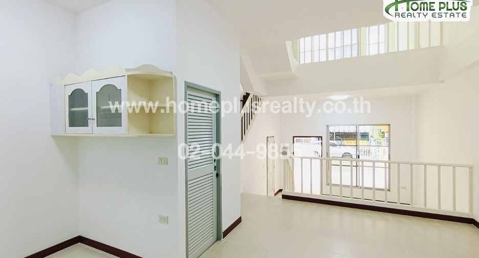 Reihenhaus zum Kauf mit 3 Zimmer in Chatuchak, Bangkok