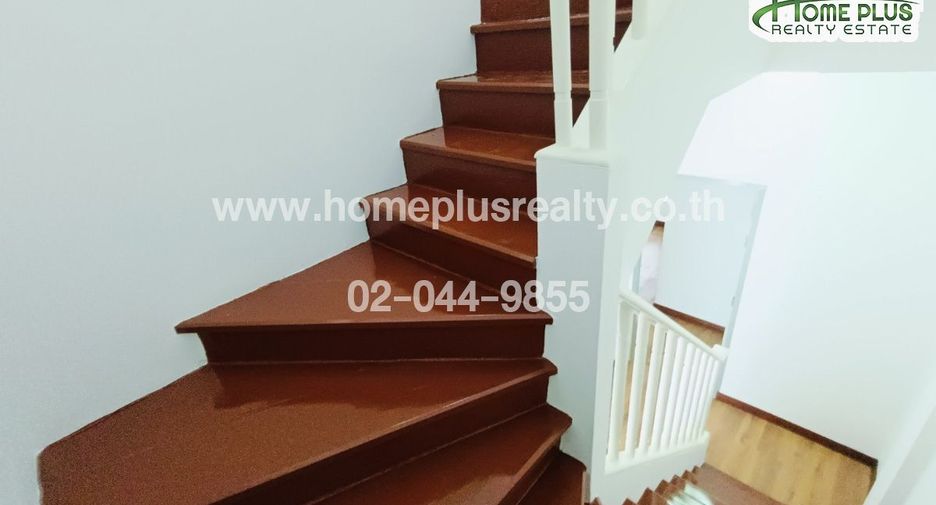 Reihenhaus zum Kauf mit 3 Zimmer in Chatuchak, Bangkok