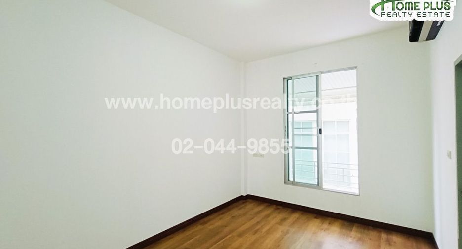Reihenhaus zum Kauf mit 3 Zimmer in Chatuchak, Bangkok