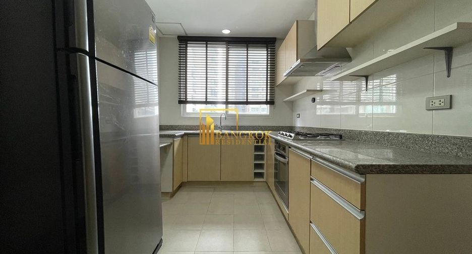 Apartment zur Miete mit 3 Zimmer in Khlong Toei, Bangkok
