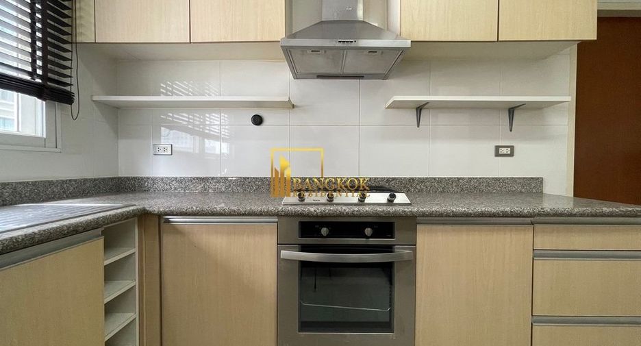 Apartment zur Miete mit 3 Zimmer in Khlong Toei, Bangkok