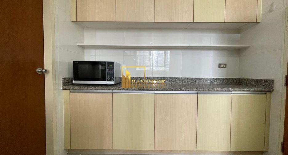 Apartment zur Miete mit 3 Zimmer in Khlong Toei, Bangkok