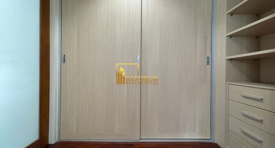 Apartment zur Miete mit 3 Zimmer in Khlong Toei, Bangkok