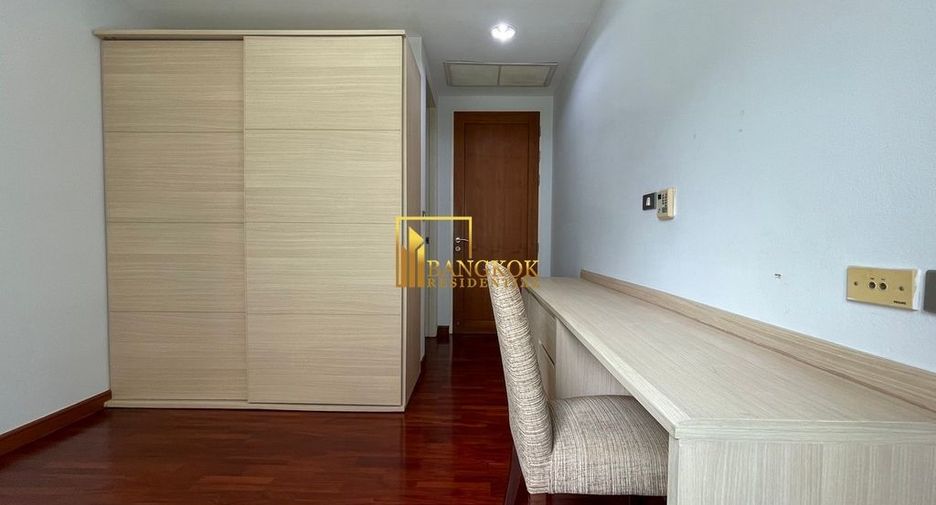 Apartment zur Miete mit 3 Zimmer in Khlong Toei, Bangkok